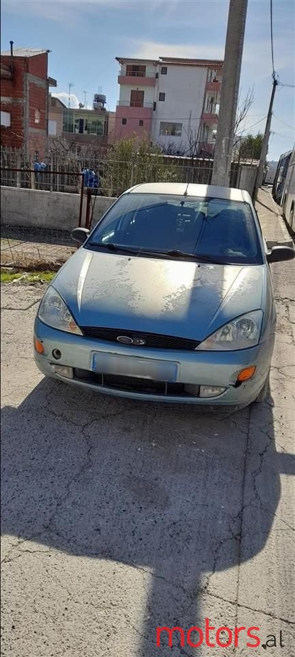 2002' Ford Focus photo #1