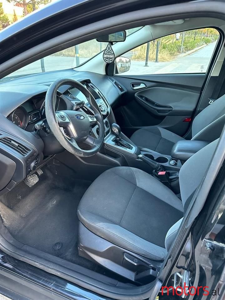 2012' Ford Focus photo #6