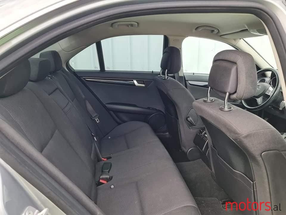 2011' Mercedes-Benz C 200 photo #6