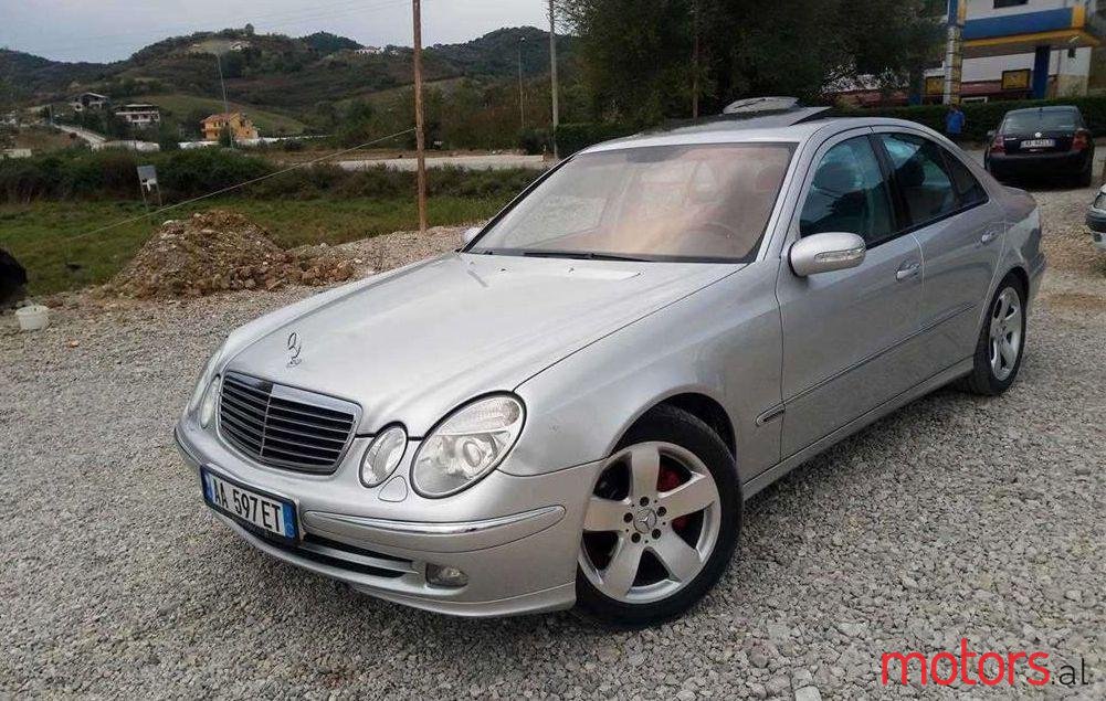 2003' Mercedes-Benz E 270 photo #1