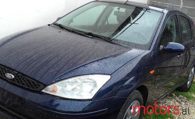 2004' Ford Focus photo #1