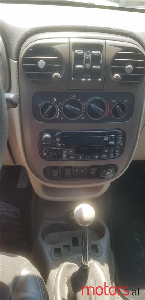 2002' Chrysler PT Cruiser photo #3