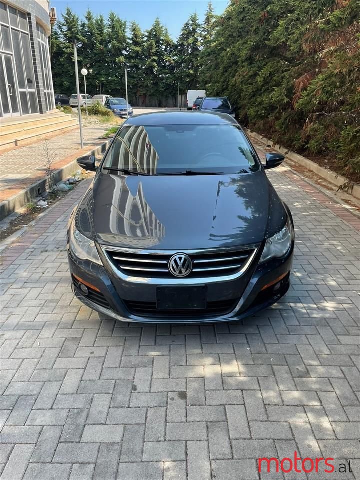 2011' Volkswagen CC photo #5