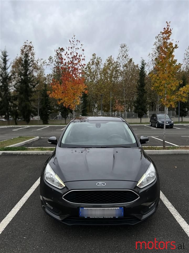 2017' Ford Focus photo #5