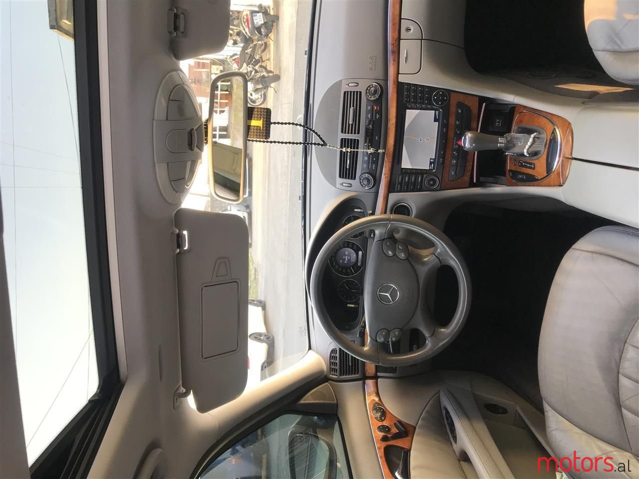 2006' Mercedes-Benz E 280 photo #4