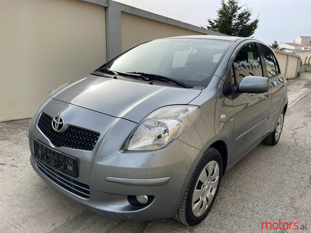 2007' Toyota Yaris photo #1