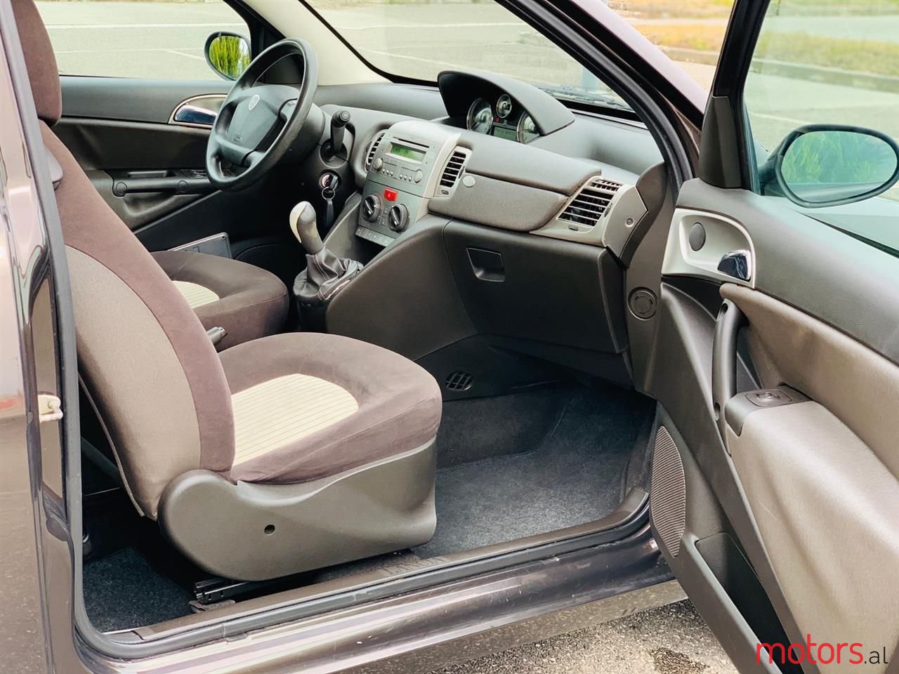 2009' Lancia Ypsilon photo #6