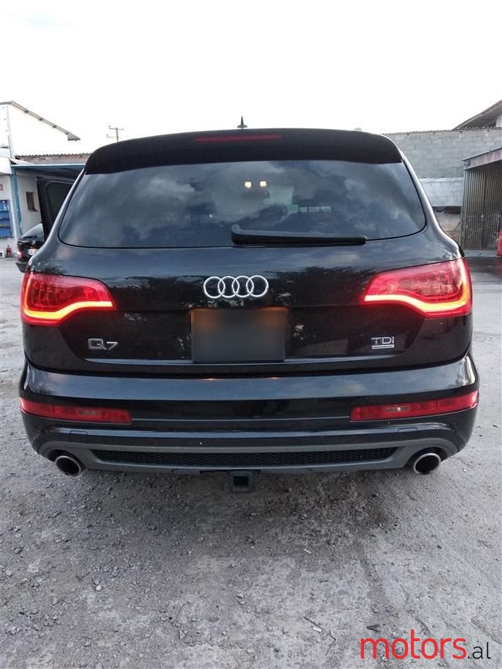 2011' Audi Q7 photo #4