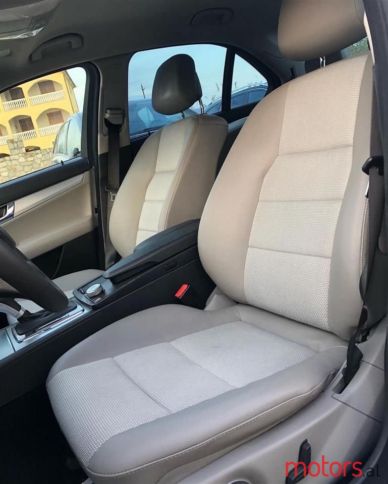 2008' Mercedes-Benz C 220 photo #6