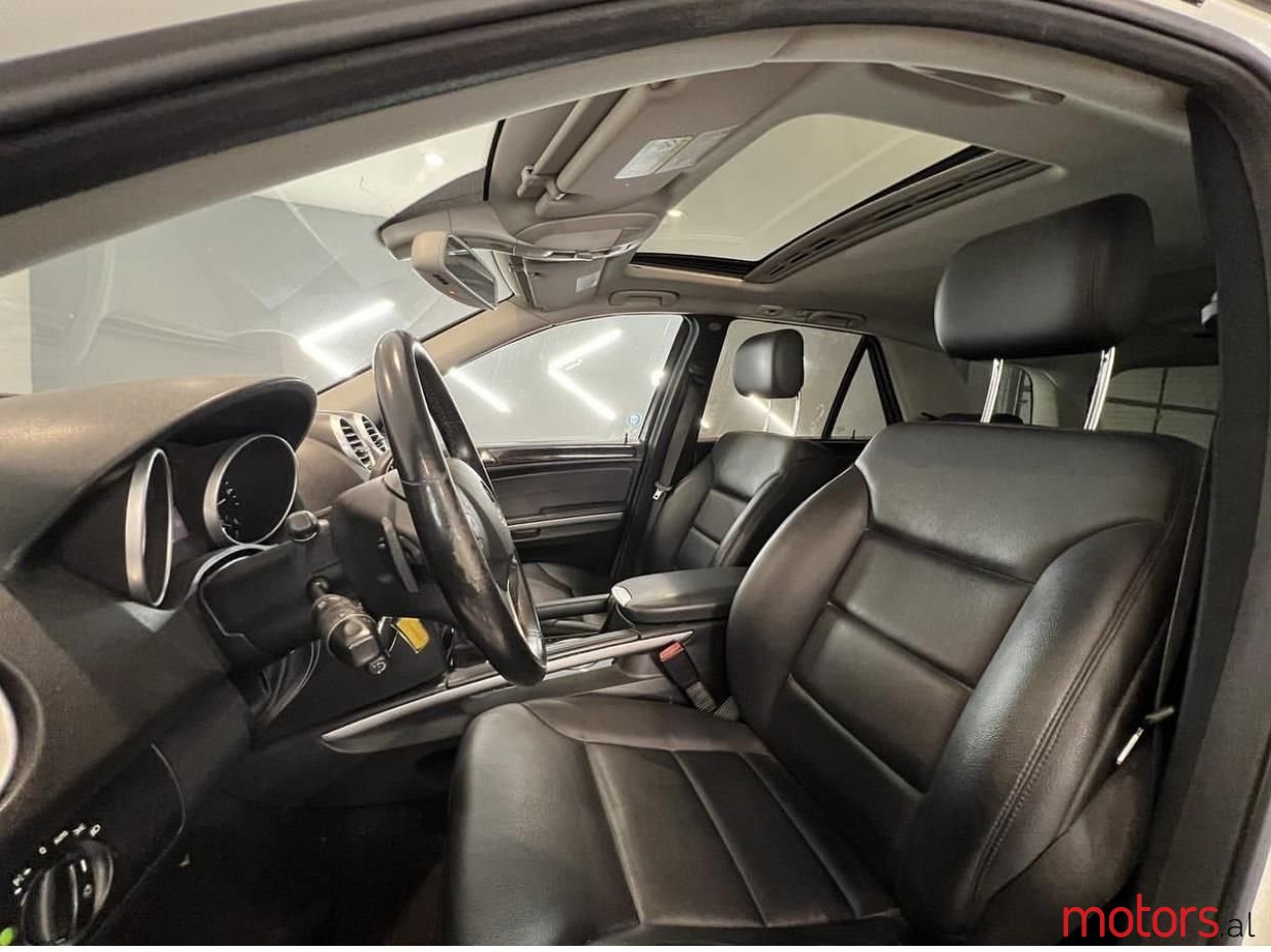 2010' Mercedes-Benz ML 350 photo #6