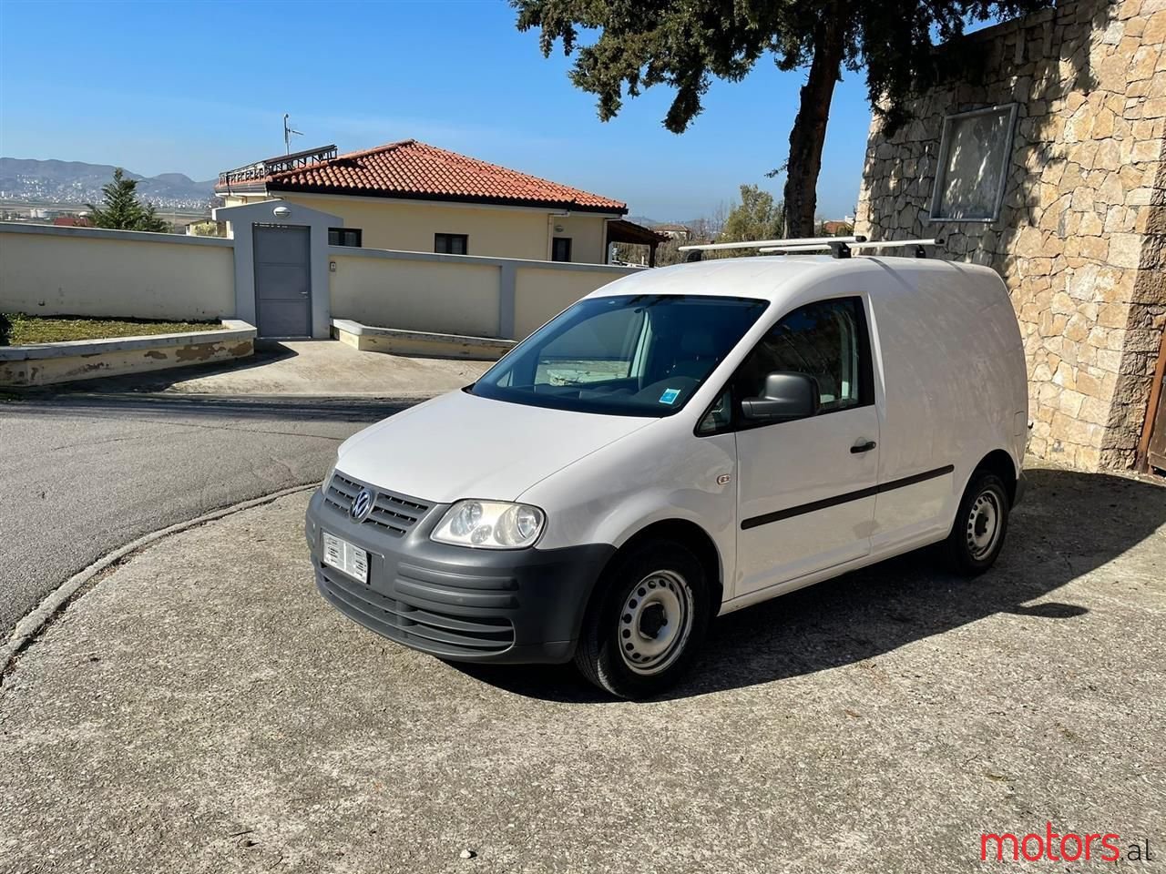 2008' Volkswagen Caddy photo #3