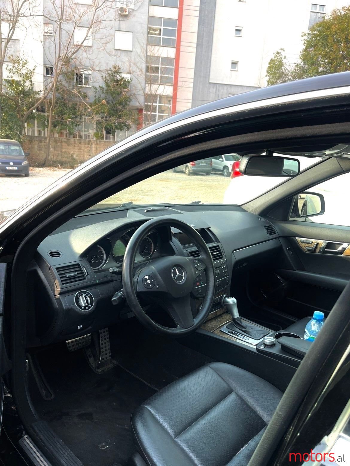 2009' Mercedes-Benz C 300 photo #3