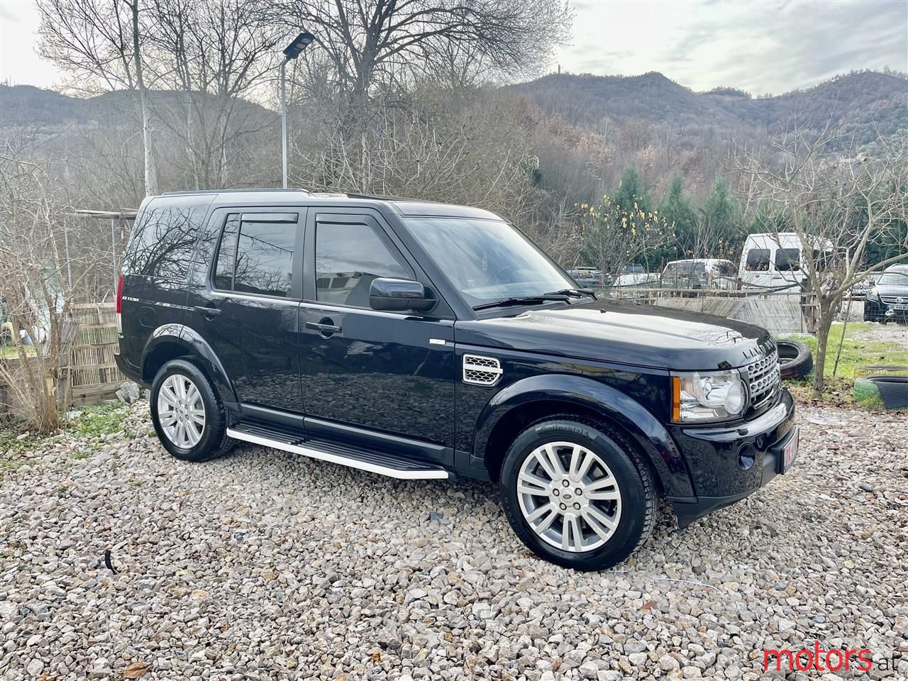 2011' Land Rover Discovery photo #1