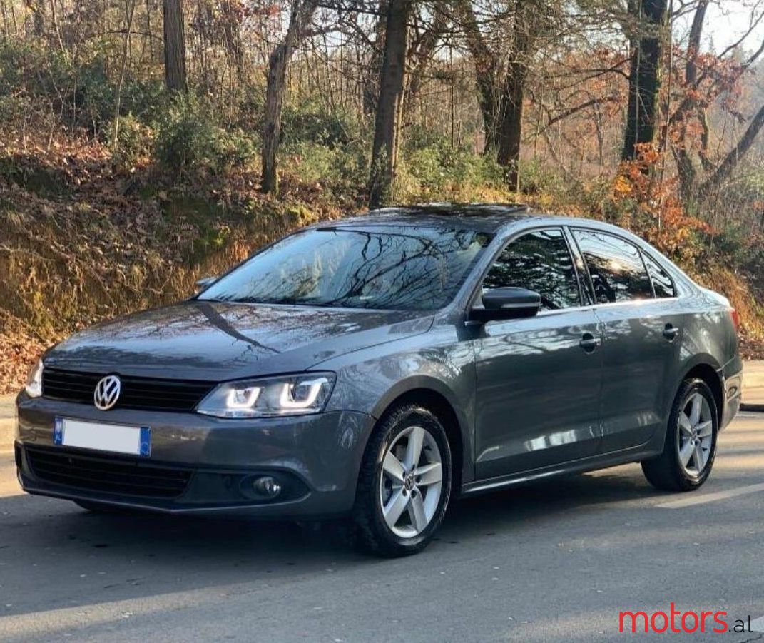 2014' Volkswagen Jetta photo #1