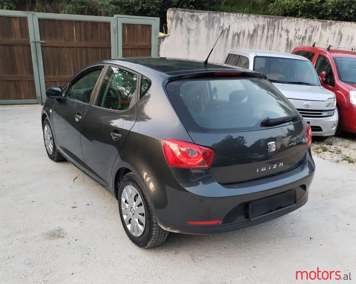 2012' SEAT Ibiza photo #4