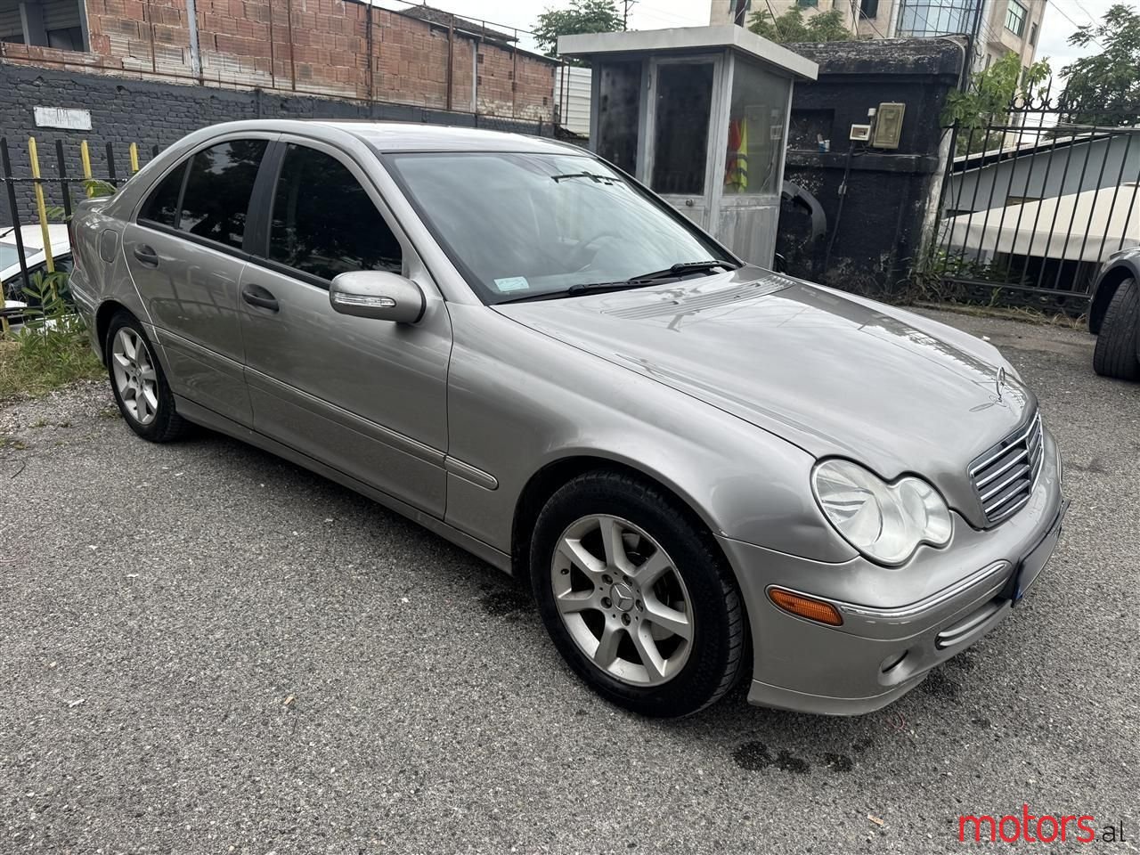 2005' Mercedes-Benz C 230 photo #5
