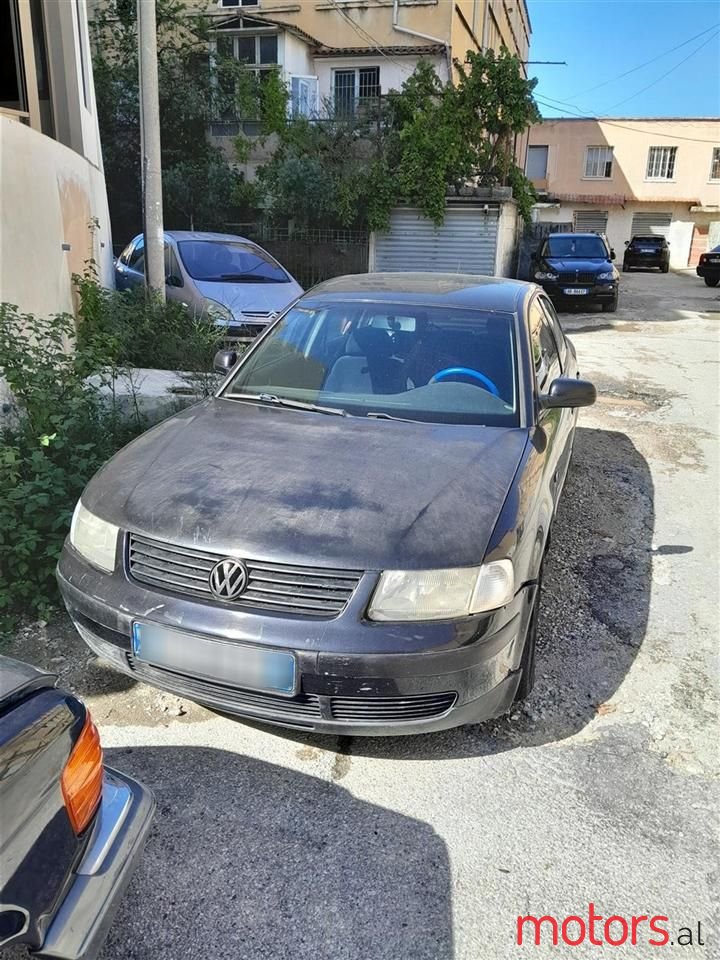 2000' Volkswagen Passat photo #5