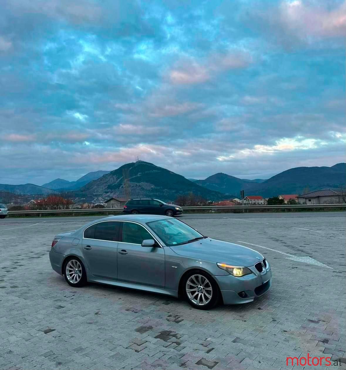2005' BMW 530 photo #4