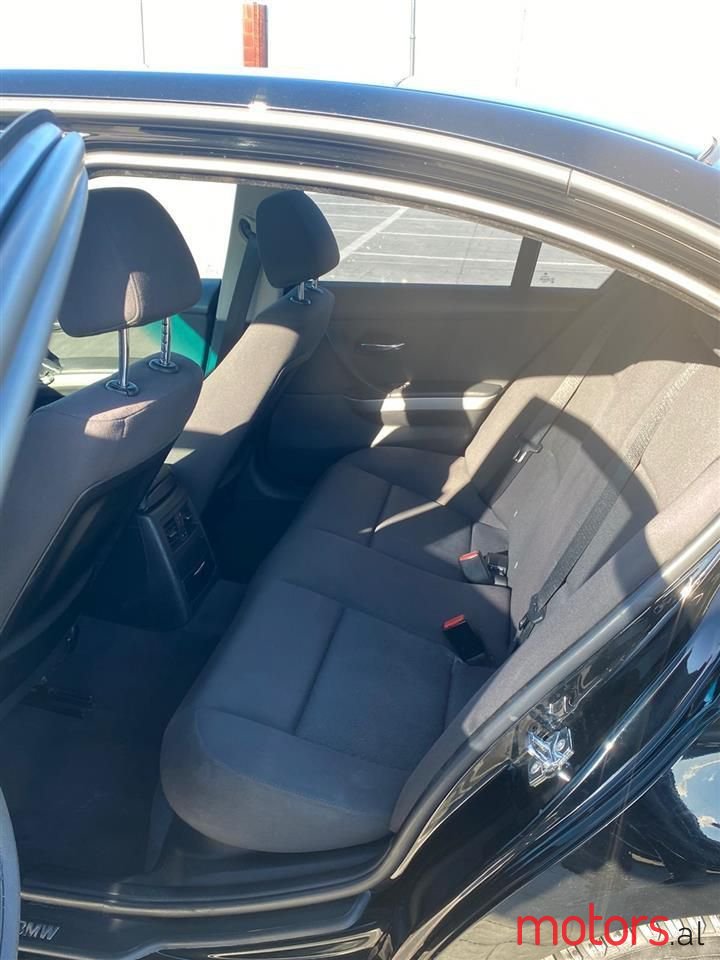 2007' BMW 318 photo #5