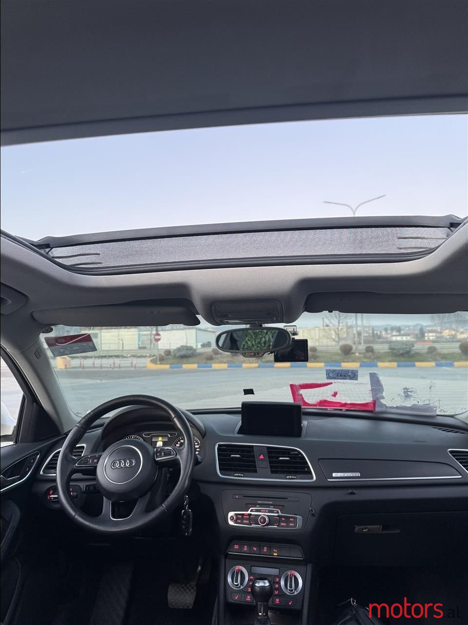 2013' Audi Q3 photo #4
