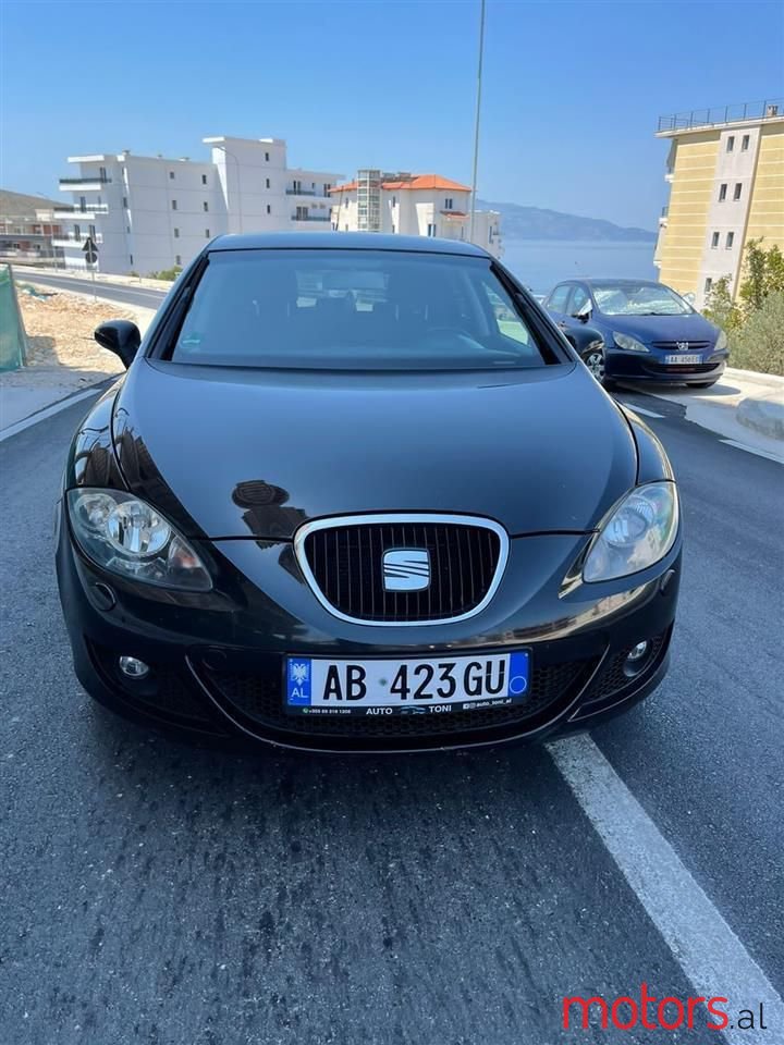 2007' SEAT Leon photo #6