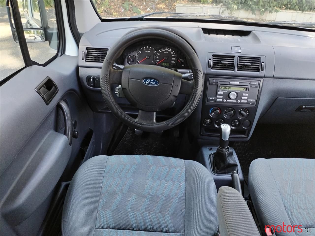 2008' Ford Tourneo photo #3