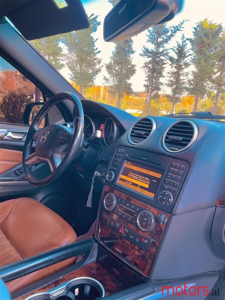 2012' Mercedes-Benz ML 350 photo #2