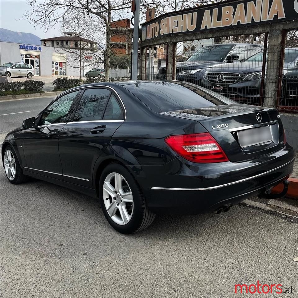 2012' Mercedes-Benz C 200 photo #2