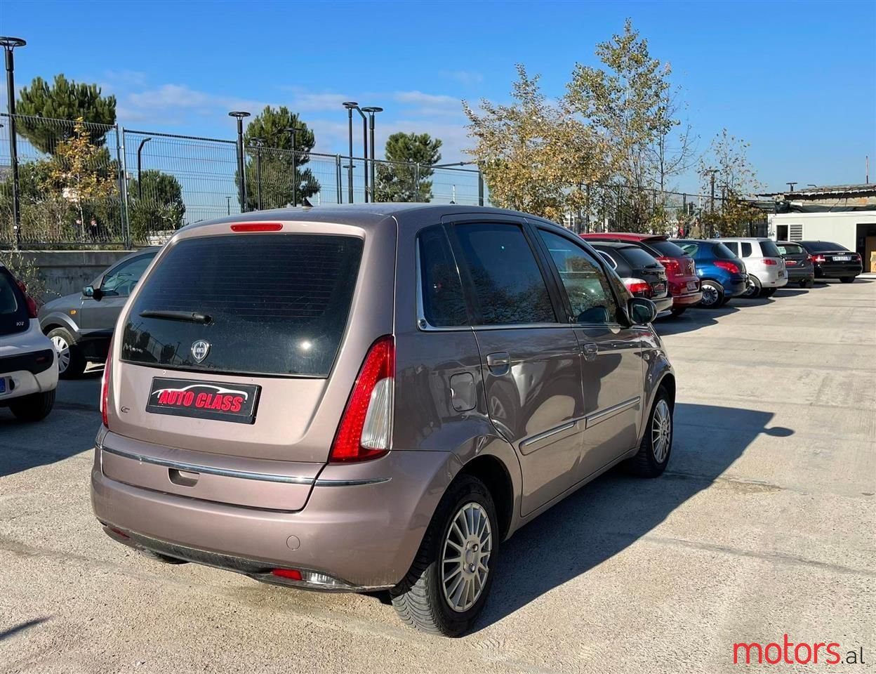 2011' Lancia Musa photo #4