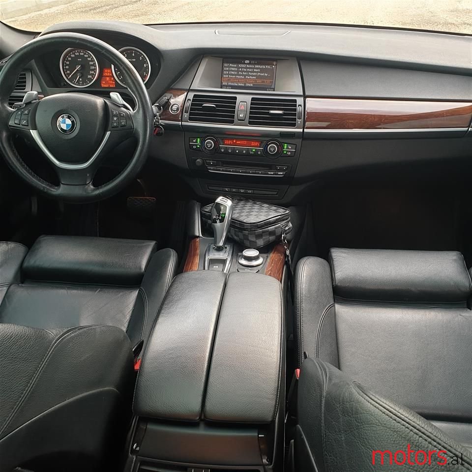 2010' BMW X6 M photo #3