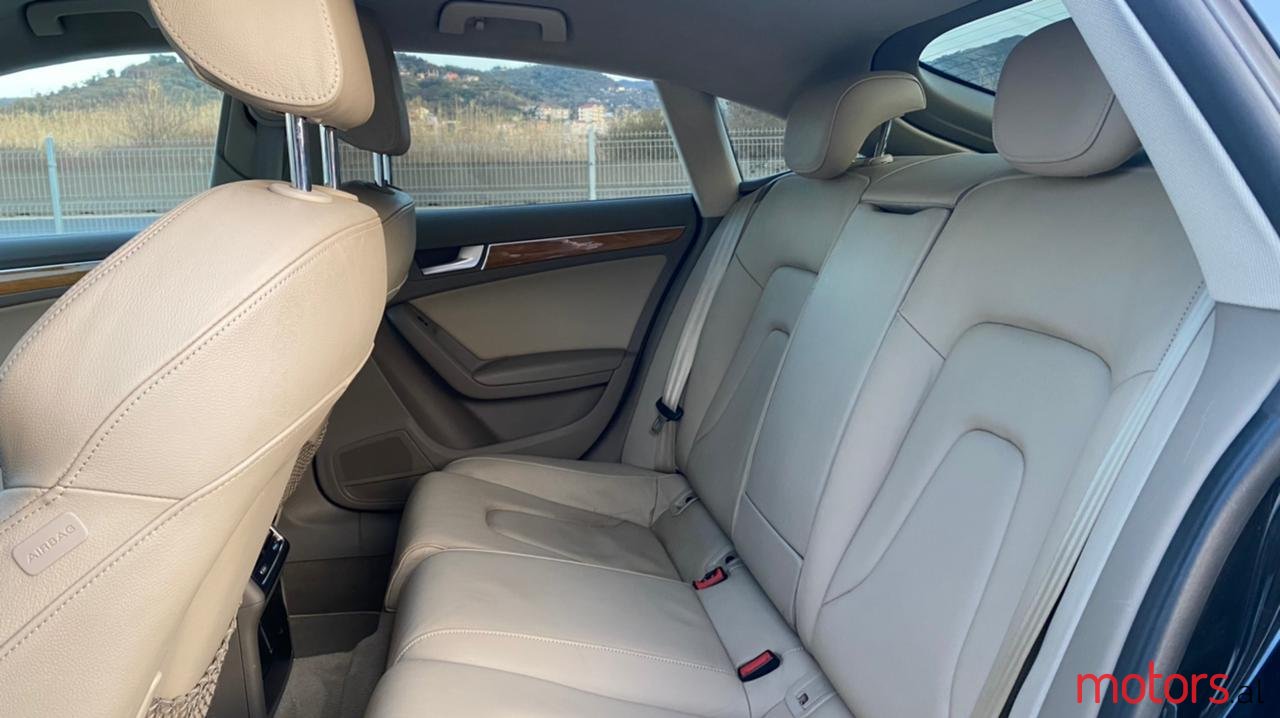 2011' Audi A5 photo #5