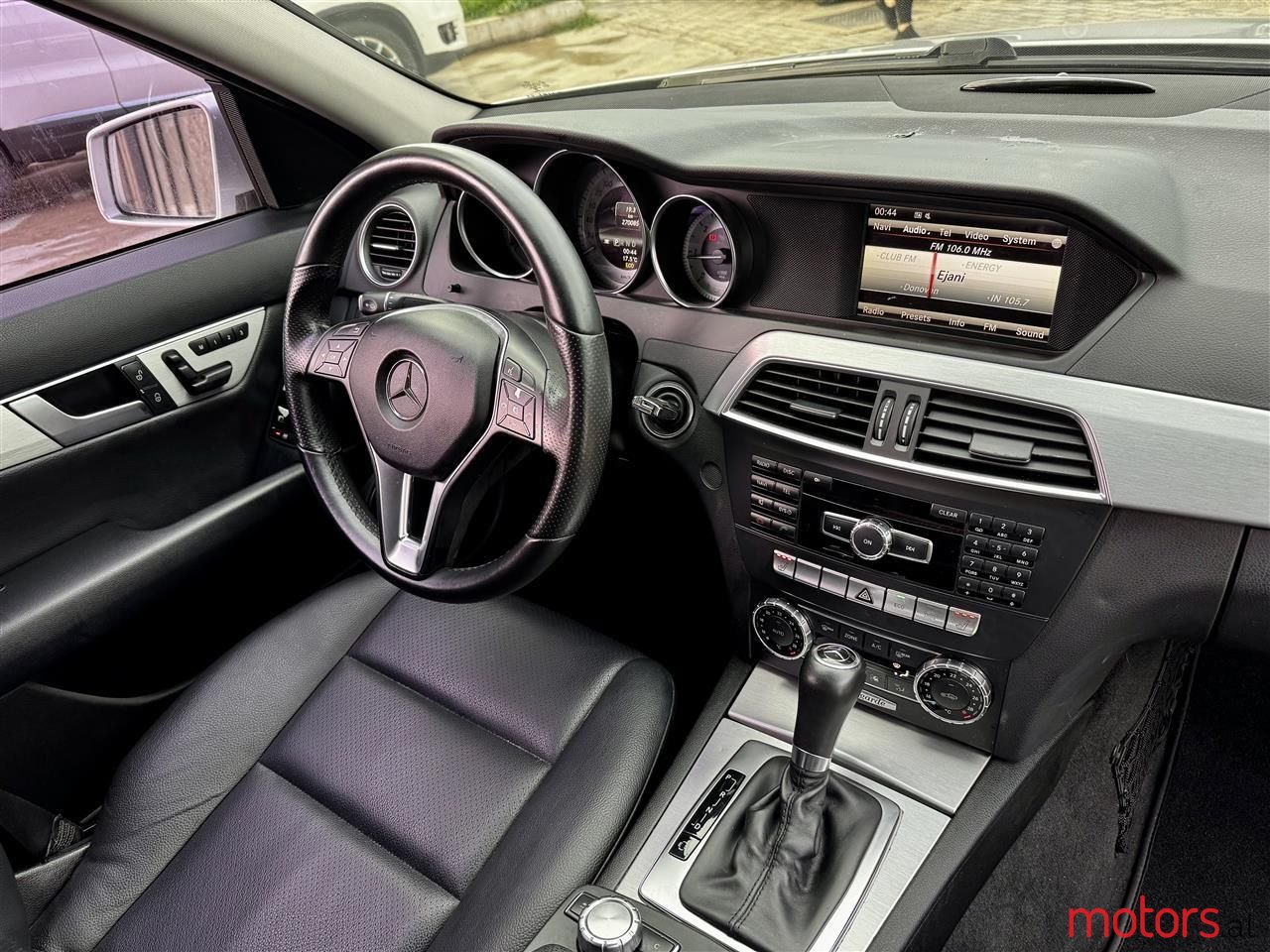 2013' Mercedes-Benz C 220 photo #2