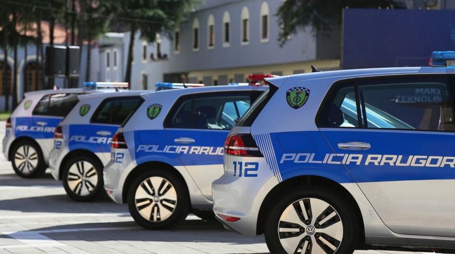 Aktualitet“Fast & Furious” mes Tirane, Policia “zbor” shoferëve problematikë