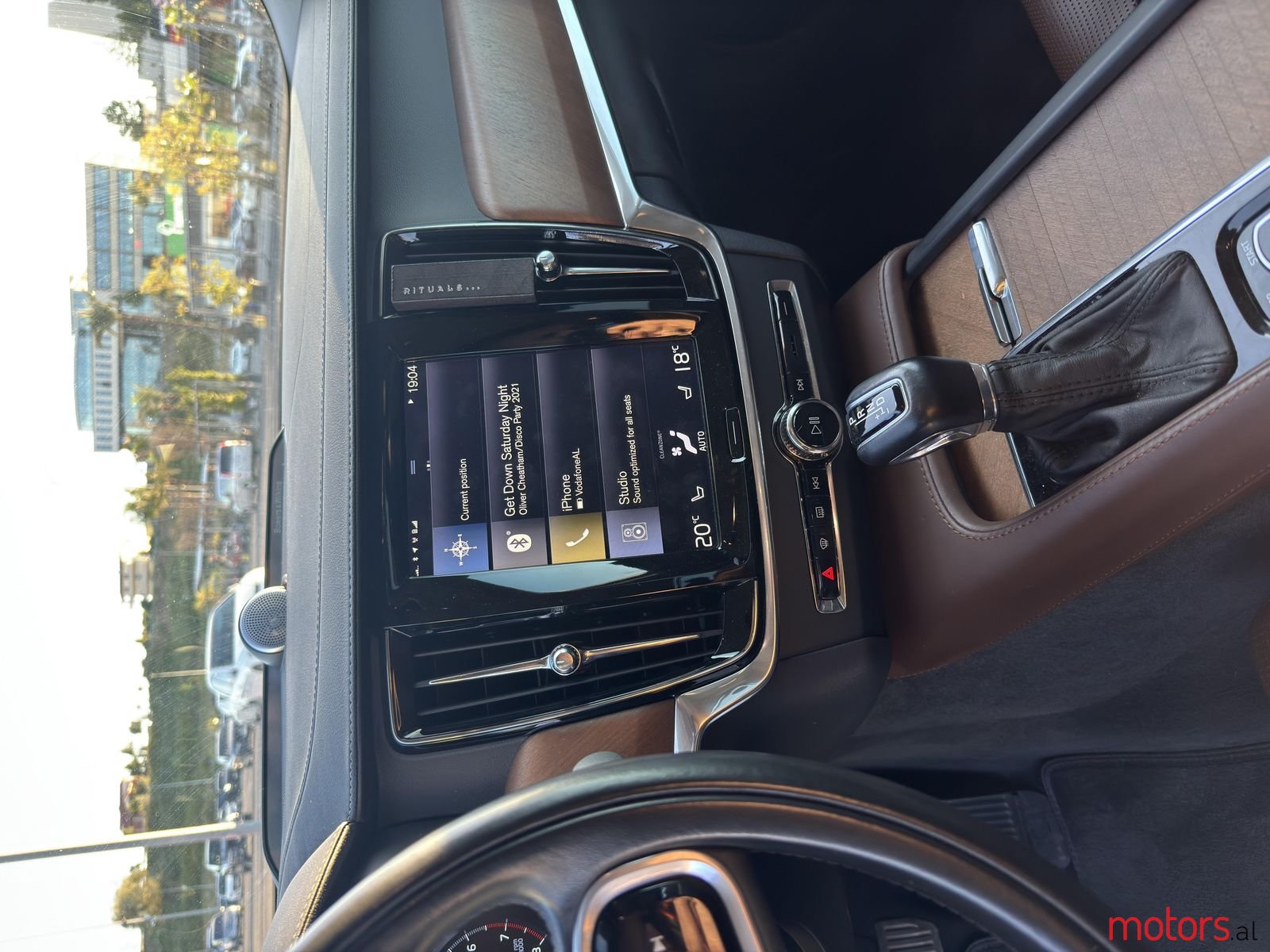 2018' Volvo S90 photo #4