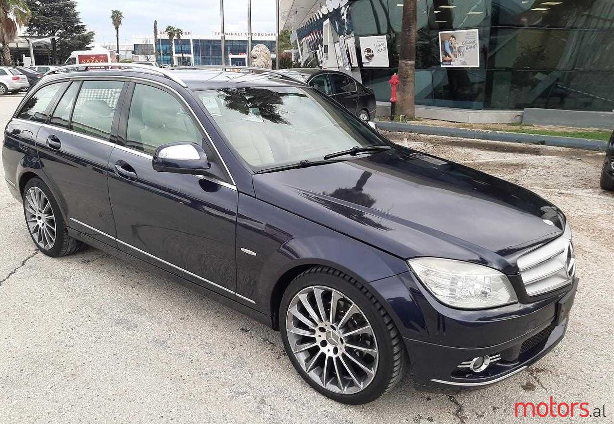 2008' Mercedes-Benz C 220 photo #1