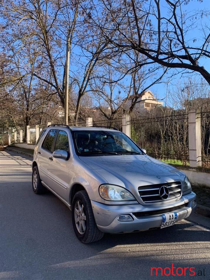 2003' Mercedes-Benz 350 photo #2