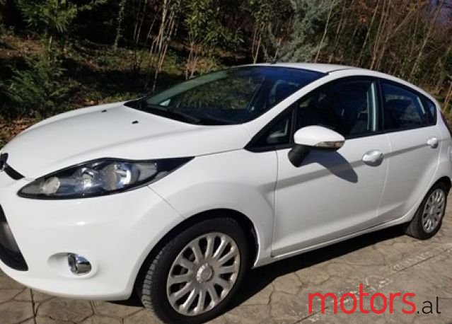 2012' Ford Fiesta photo #1