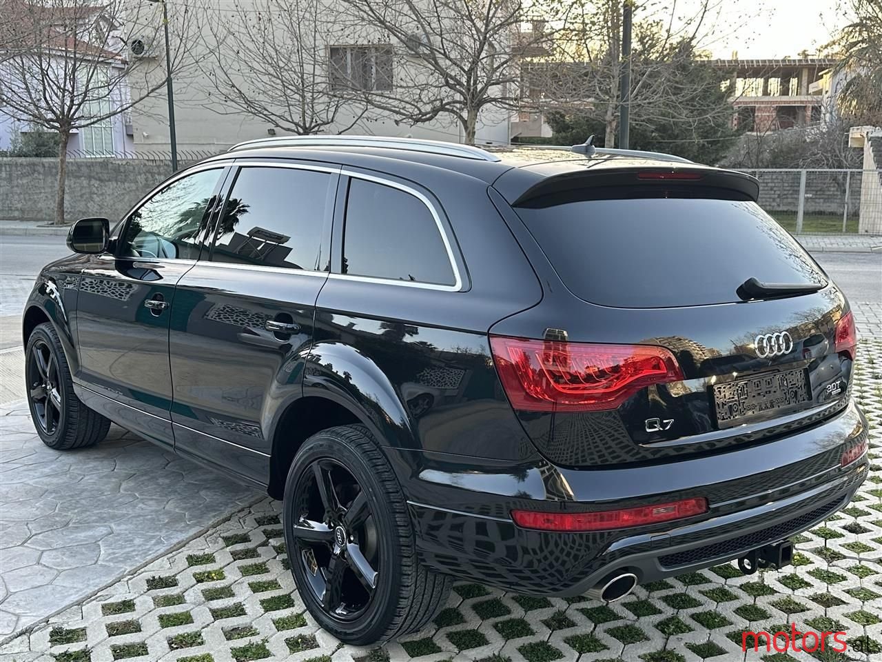 2013' Audi Q7 photo #3