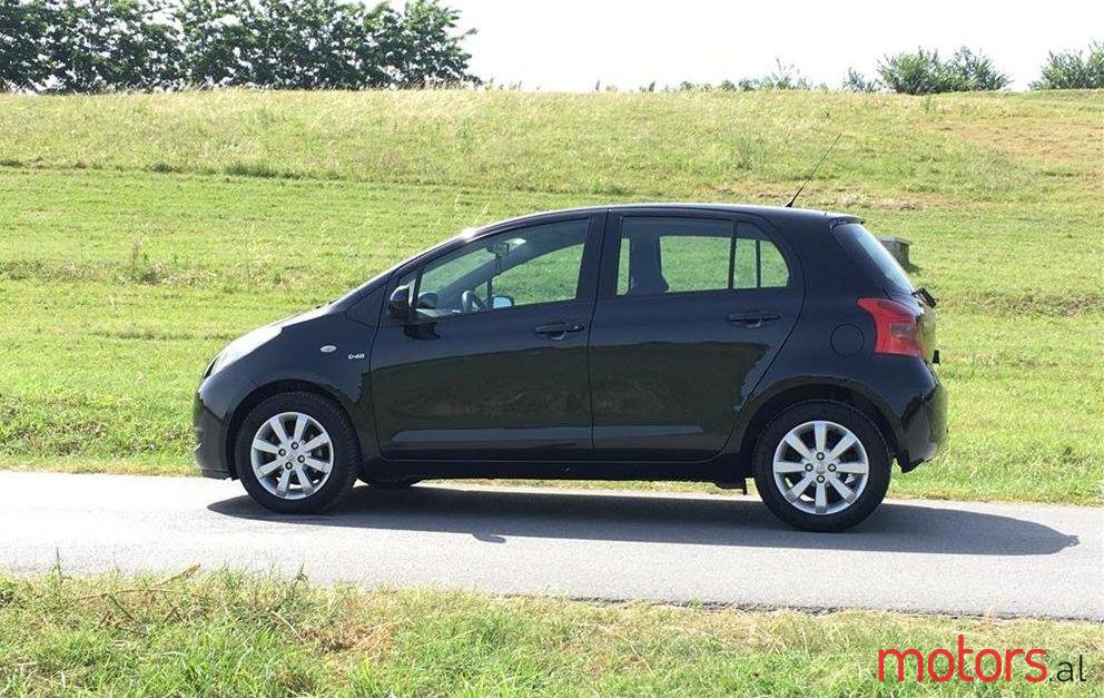 2006' Toyota Yaris photo #1