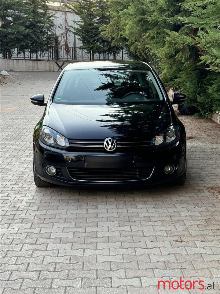 2010' Volkswagen Golf photo #6