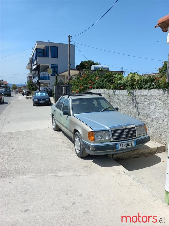 1987' Mercedes-Benz 250 photo #1