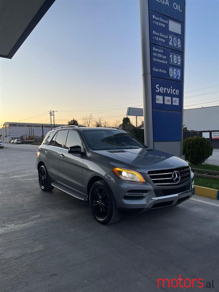 2013' Mercedes-Benz ML 350 photo #1