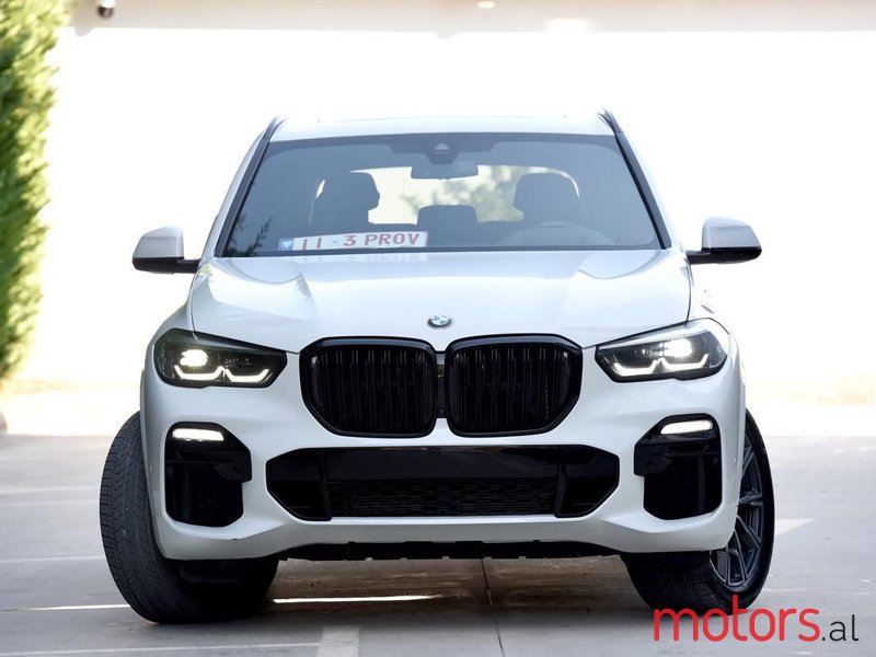 2019' BMW X5 photo #5