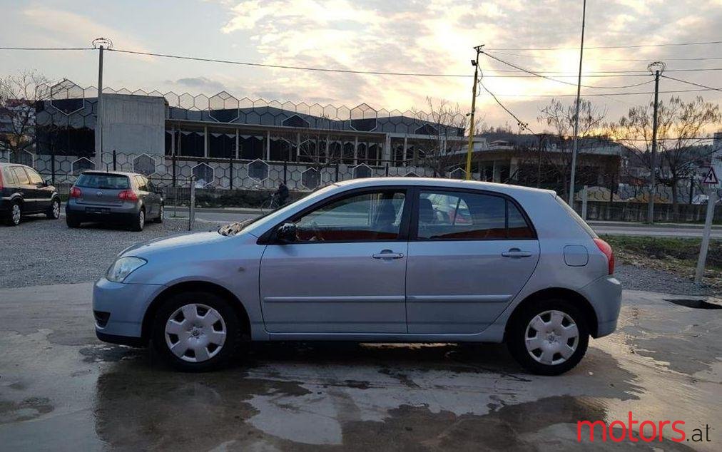 2005' Toyota Corolla photo #1