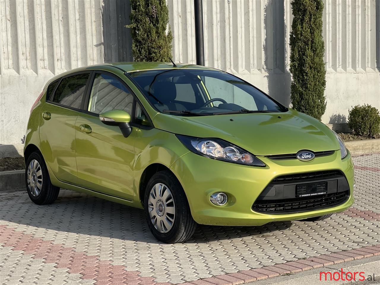 2011' Ford Fiesta photo #2