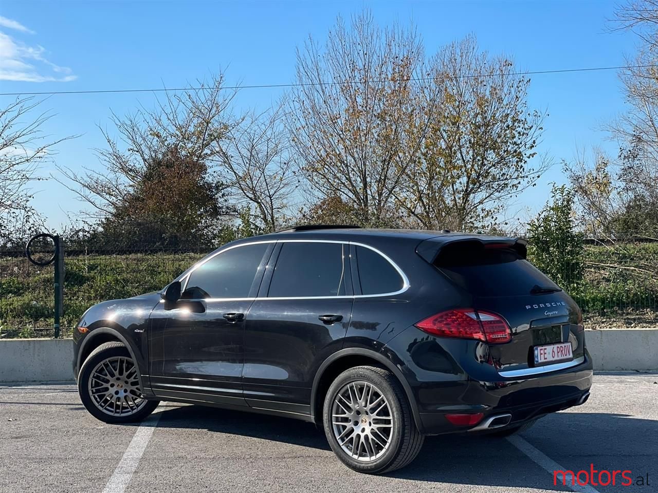 2014' Porsche Cayenne photo #6