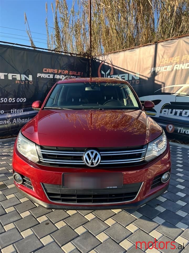 2013' Volkswagen Tiguan photo #1