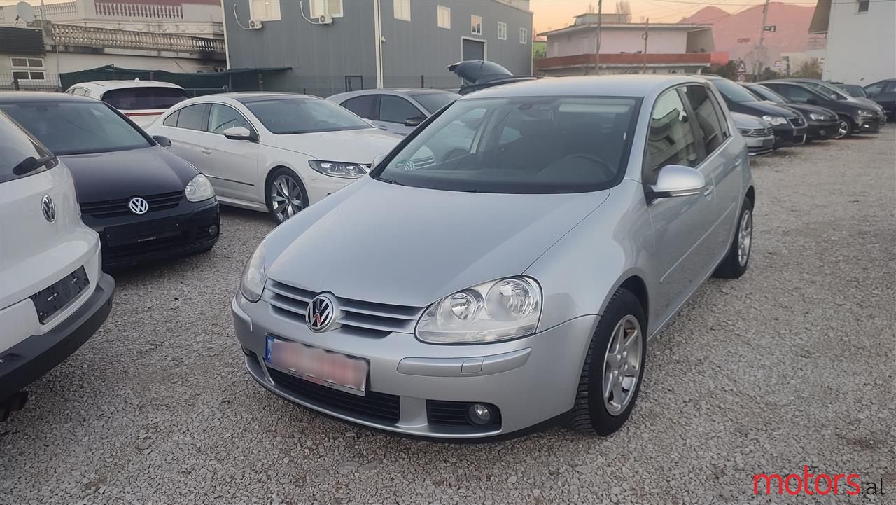 2008' Volkswagen Golf photo #1