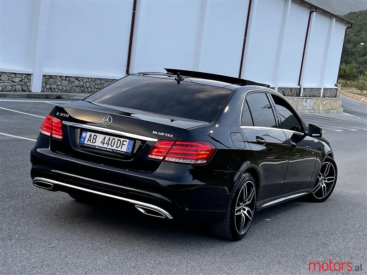 2014' Mercedes-Benz E 350 photo #6