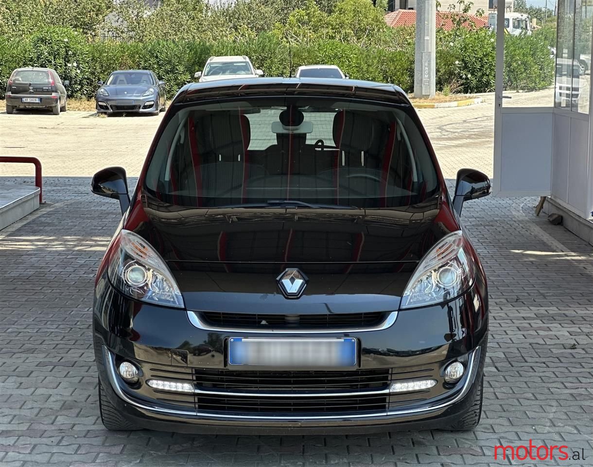 2012' Renault Grand Scenic photo #2